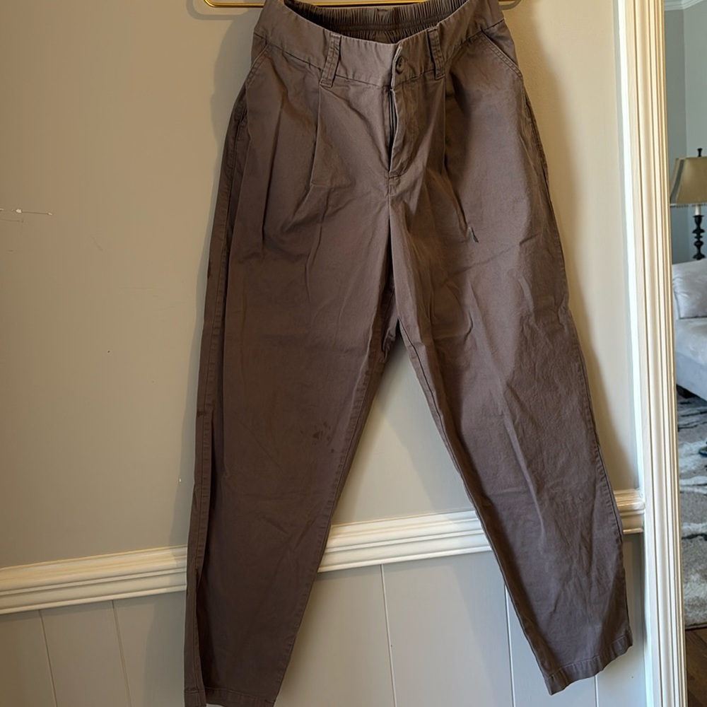 BROWN PANTS, SMALL